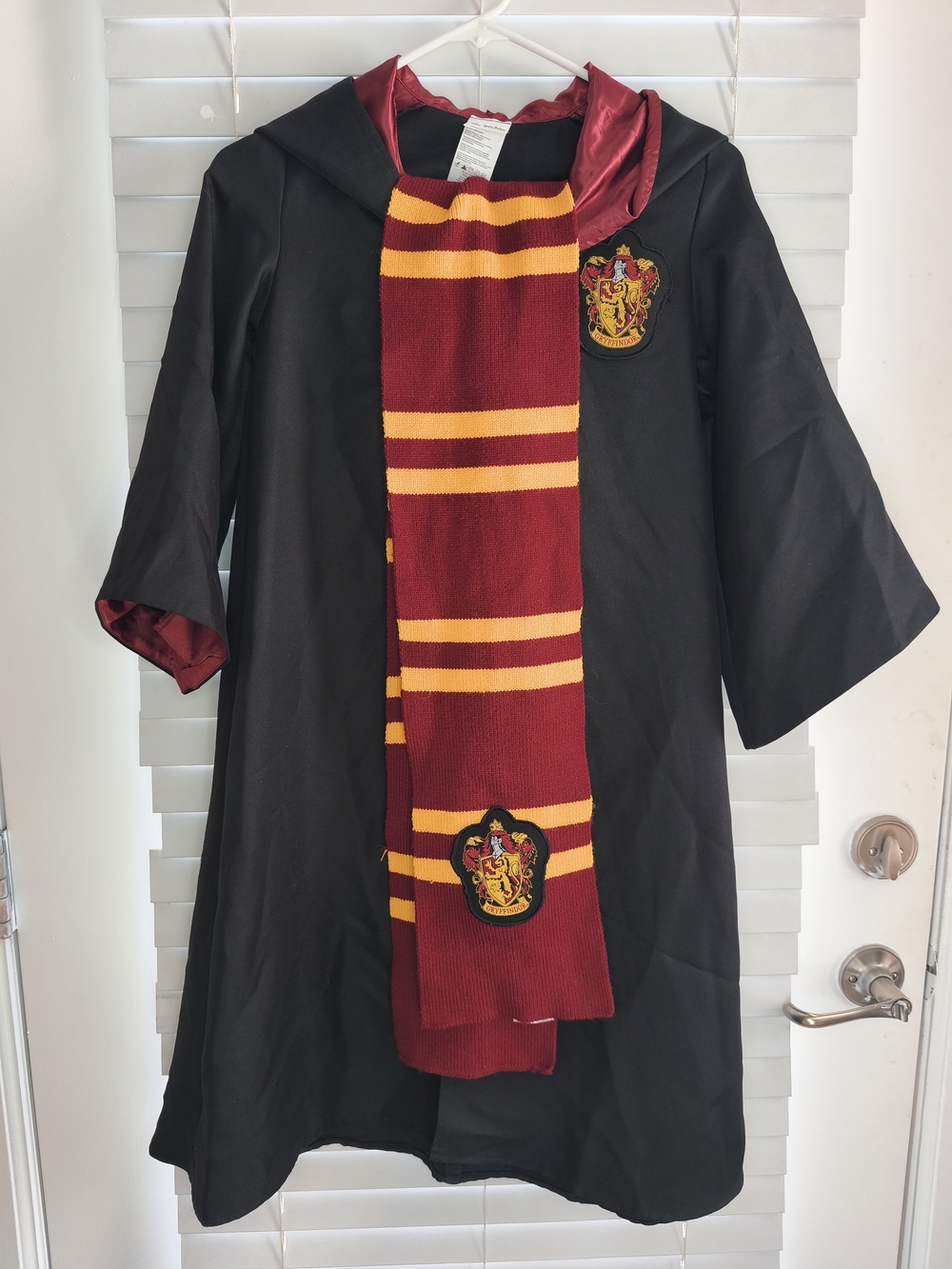 Harry Potter Gryffindor Dress Up Costume Trunk Robe Cloak Attached Scarf Child S